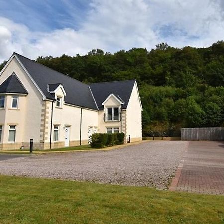 Conaglen, Glenloch View, Fort William 2-Bedroom Loch Side Flat Екстер'єр фото