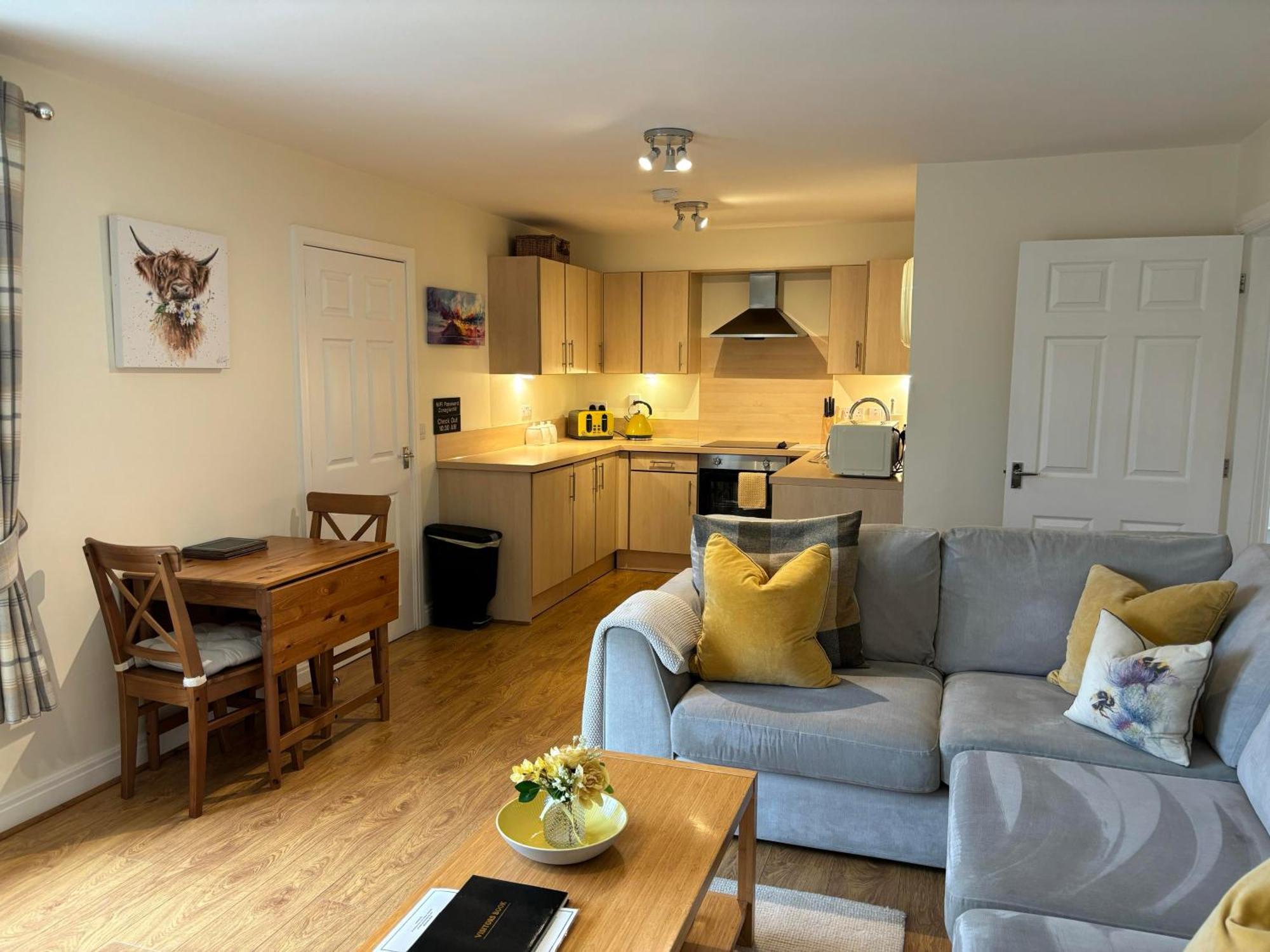 Conaglen, Glenloch View, Fort William 2-Bedroom Loch Side Flat Екстер'єр фото