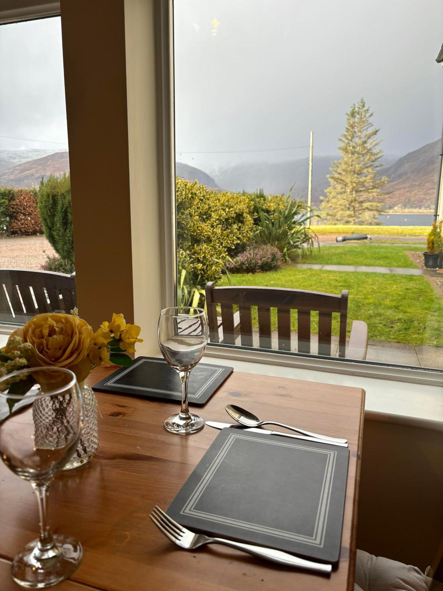 Conaglen, Glenloch View, Fort William 2-Bedroom Loch Side Flat Екстер'єр фото